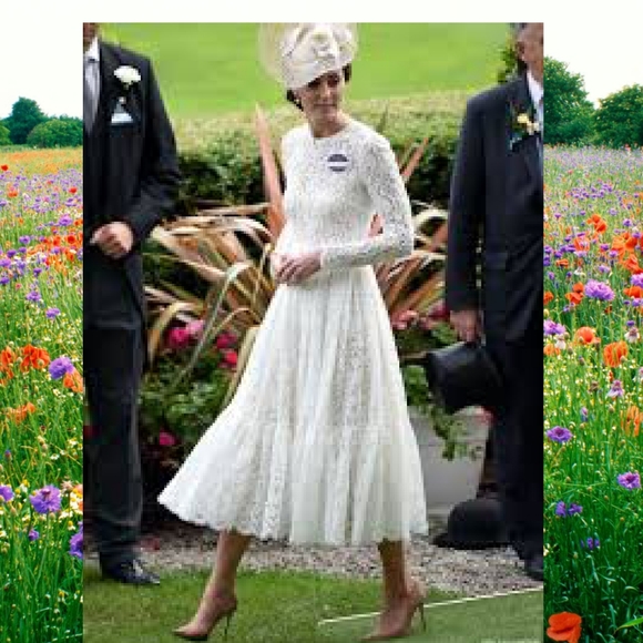 Elegant White Lace Midi Dress - Picture 5 of 12